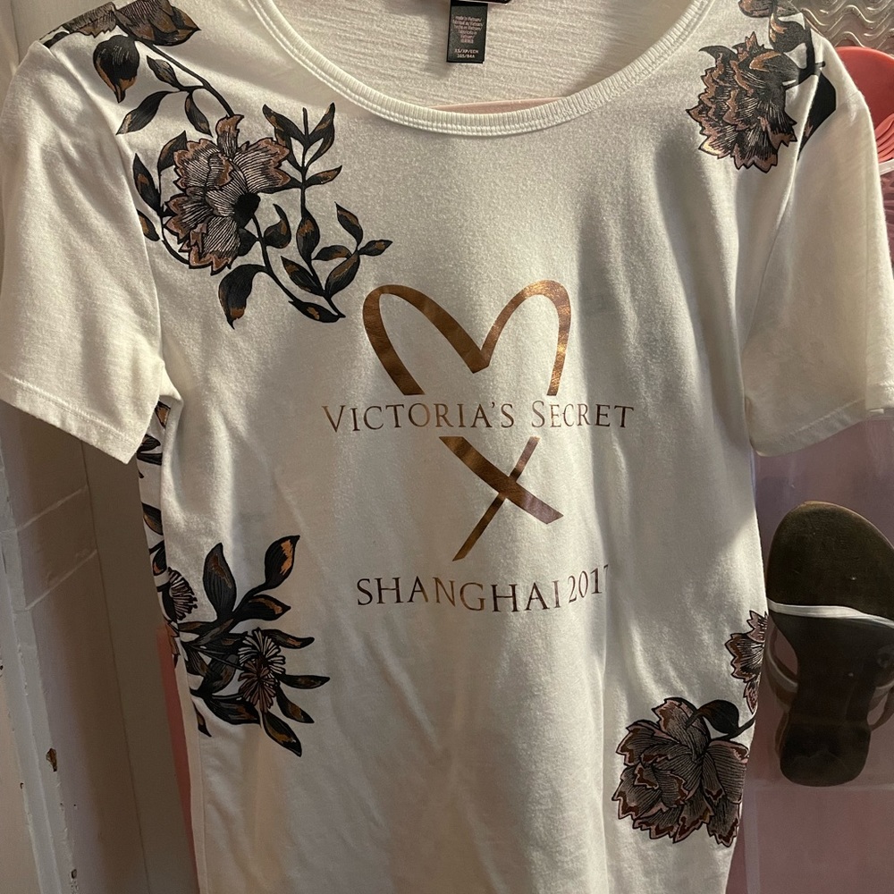 Victoria's Secret Shanghai fashion show top